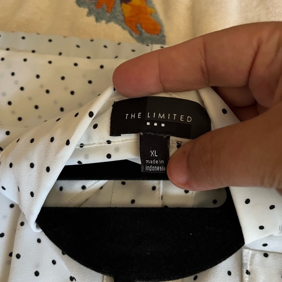 The Limited Black and White Polka Dot Top - Picture 5 of 5